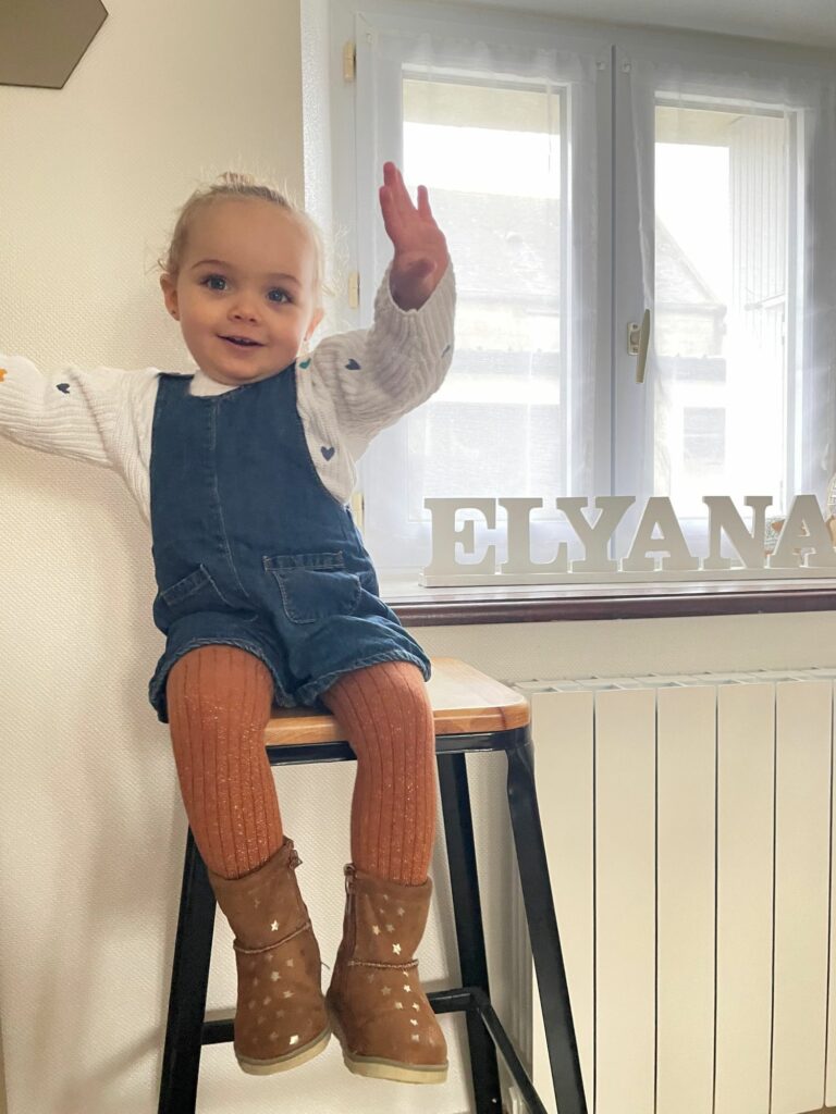 Klass Kaerenn Hotesse D Accueil Paris Elyana 2