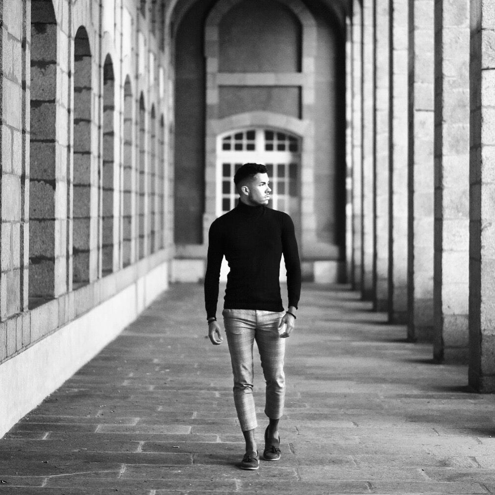 Klass Kaerenn Hotesse D Accueil Paris Jonathan 2